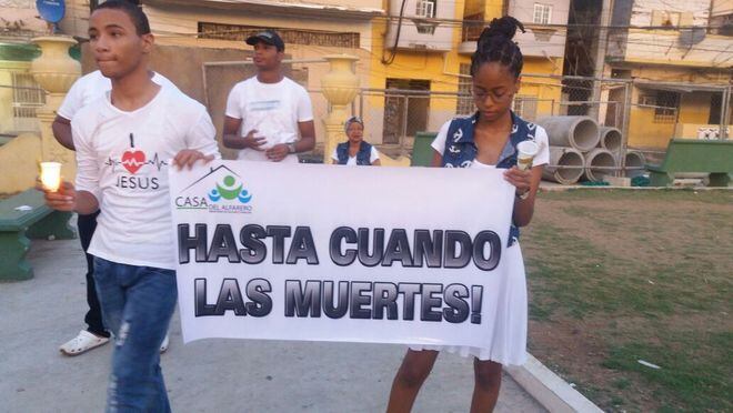 FOTOS| Vigilia por la 'paz' en Colón 