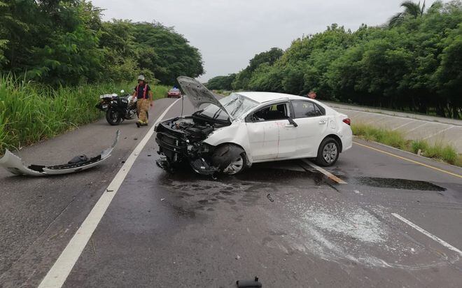 Uno queda sin vida y tres heridos tras accidente en Antón | Videos