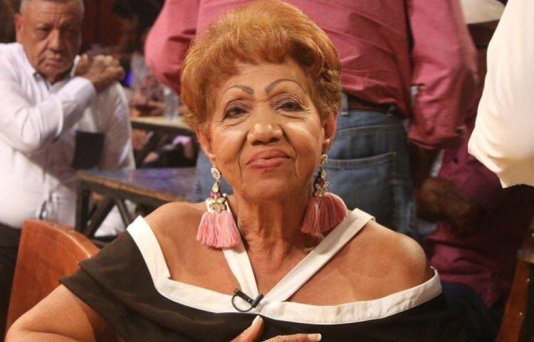 Muere panameña cantante de música típica, Lucy Quintero. Sufrió otro infarto