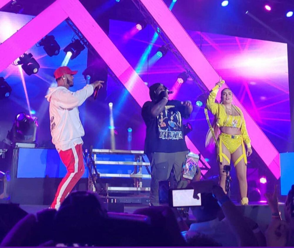 Karol G puso a bailar ‘Punto G’ a ‘bebecita’ en silla de ruedas +Videos