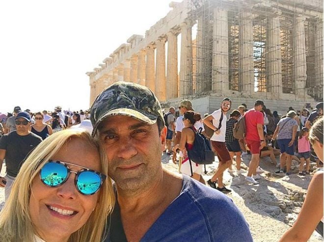 Karen Chalmers vacaciona en Grecia y se fue hasta el hotel de Lindsay Lohan