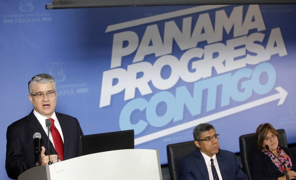 Paraísos fiscales: Panamá sale de la lista negra de la OCDE
