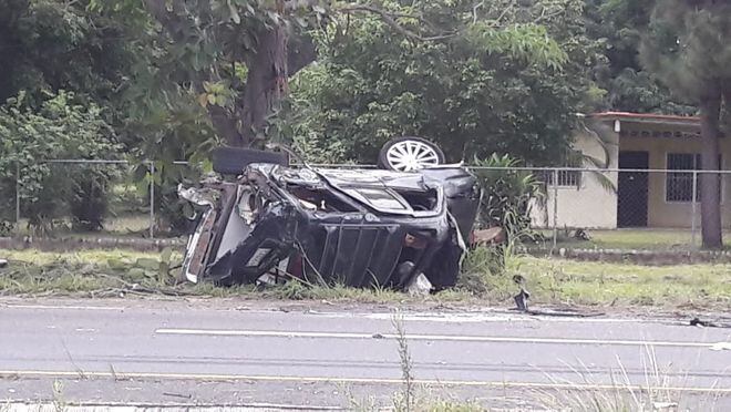 Uno queda sin vida y tres heridos tras accidente en Antón | Videos