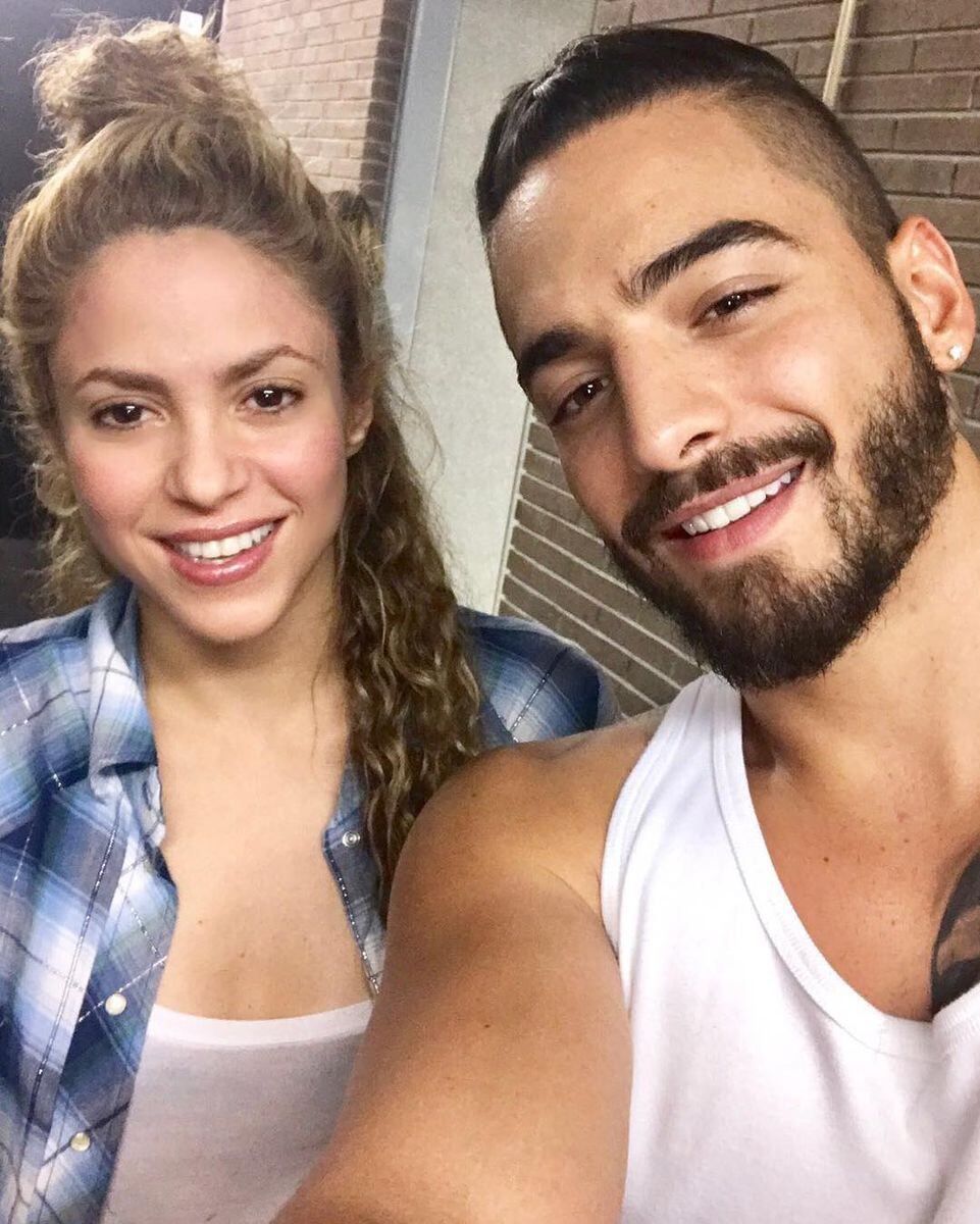 ¡UY, CUIDADO PIQUÉ! Shakira lanza otro sugerente videoclip con Maluma