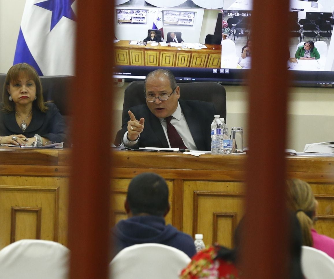 Juez legaliza pruebas e incautación de datos telefónicos del diputado Arquesio Arias