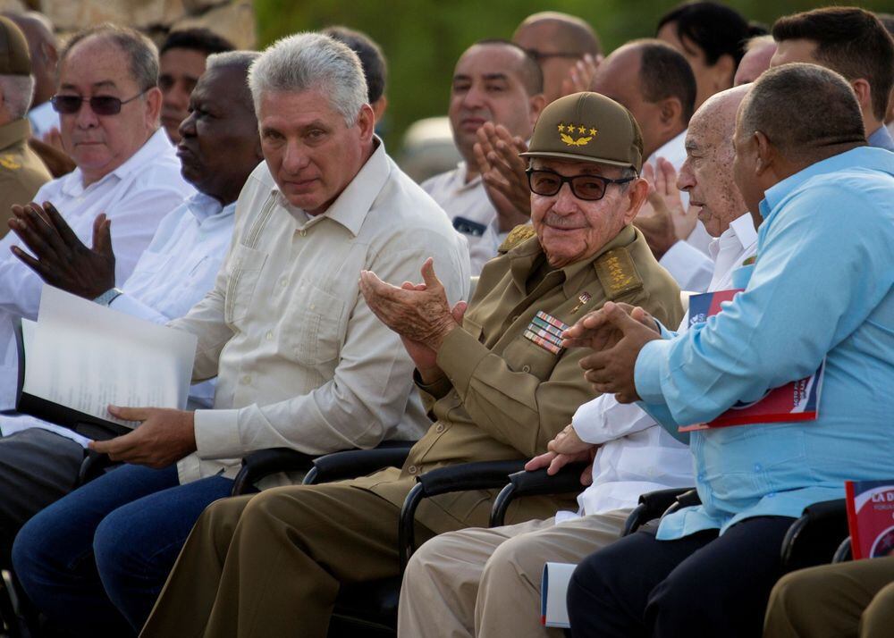 Presidente de Cuba toma decisión tecnológica que sorprende al mundo