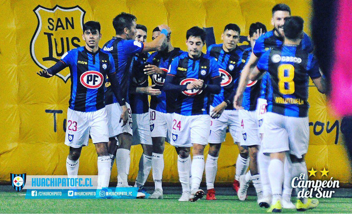 El panameño Gabriel Torres marca 'hat trick' con su equipo en Chile