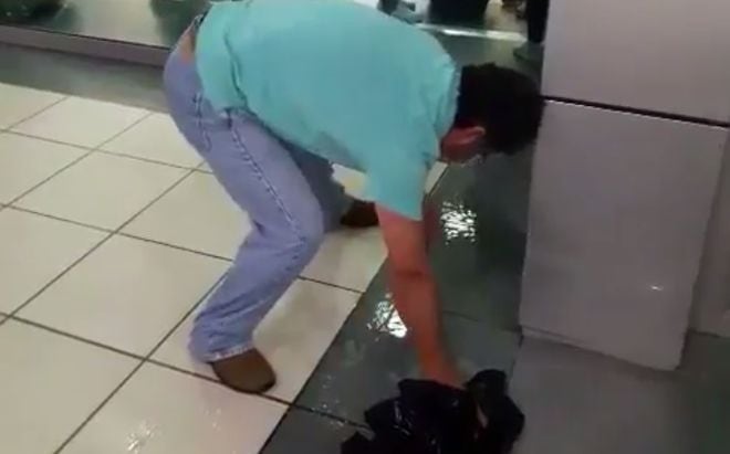 NO ERA VENEZOLANO. Aeropuerto de Tocumen se pronuncia por hombre que se orinó