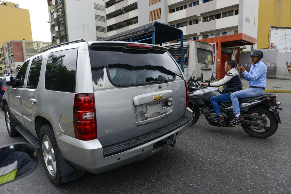 Se agrava la pugna entre asambleas rivales en Venezuela