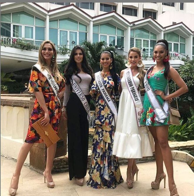 Rosa Iveth Montezuma posa con la trans Miss España 
