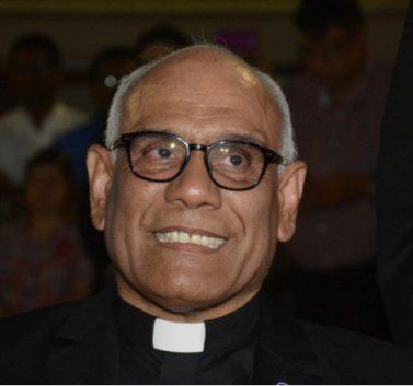 Fallece el sacerdote Rómulo Aguilar