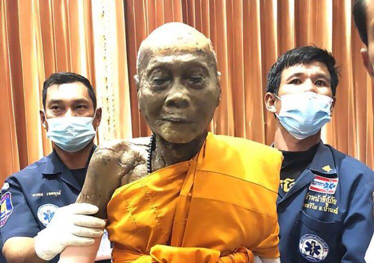 ¡Quééé! Luego de 6 meses de muerto un monje budista sonríe