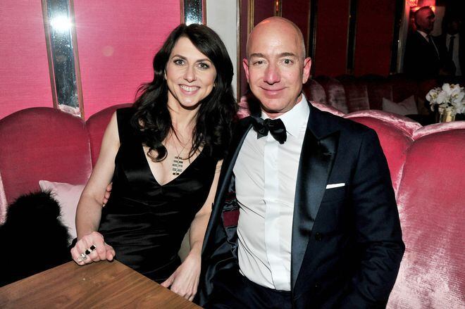 Una presentadora de televisión originó el divorcio de Jeff Bezos