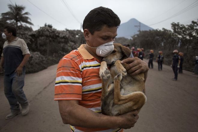 Luego de la fuerte erupción del Volcán de Fuego Guatemala sufre sismo