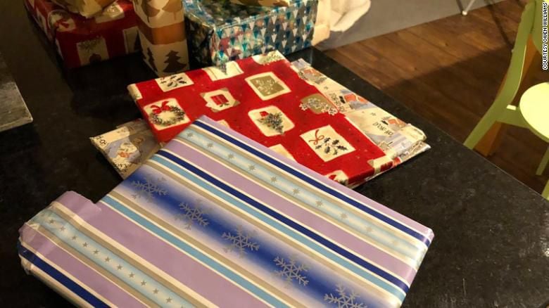 Su vecino murió, pero le dejó los regalos a su hija para los próximos 14 años