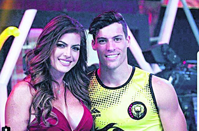 ¿PATO' LA OLVIDÓ? Parodi se relaja en el mismo lugar que su 'exnovia'
