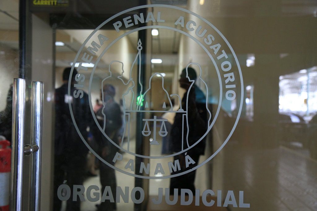 Suspenden audiencia intermedia contra el hijo del ex magistrado Oyden Ortega