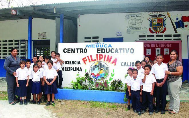 Escuela de Filipinas es un ejemplo para otros planteles