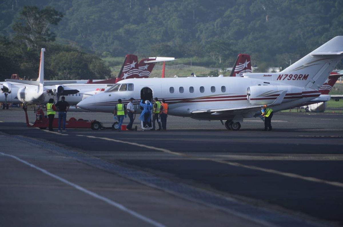Lombana solicita explicación al Gobierno Nacional por vuelo que salió a buscar personas requeridas por la justicia