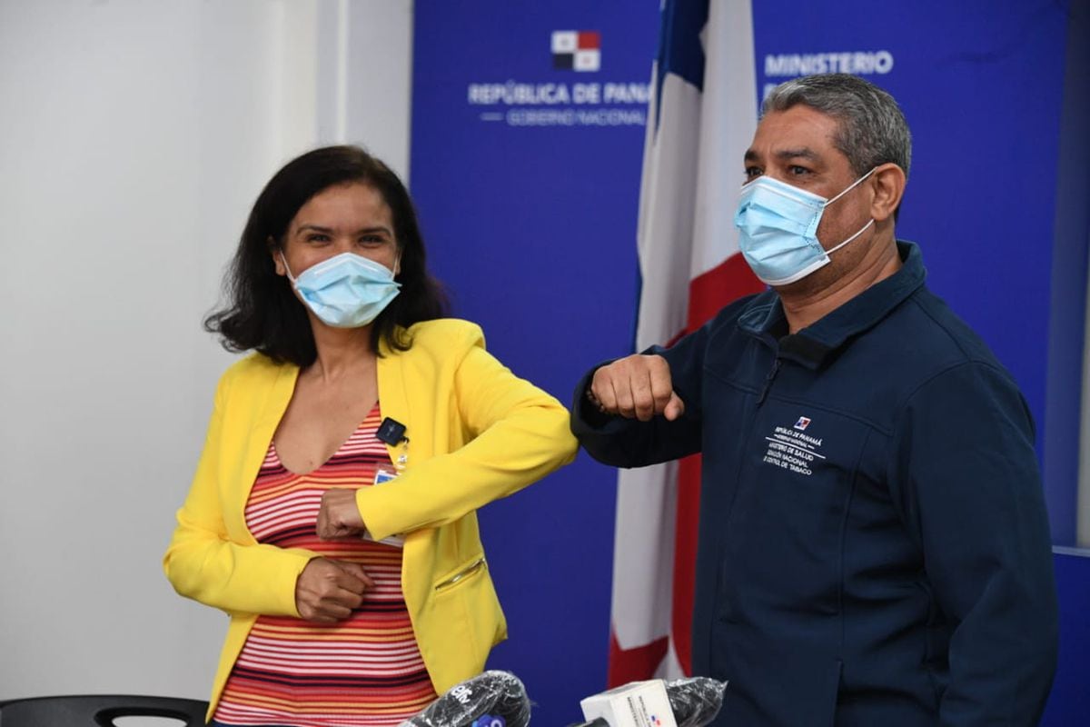 Ministro Sucre se compromete con médicos que no ha recibido sus salarios en medio de la pandemia. Video
