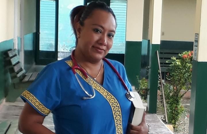 Maydel Martínez, médica indígena orgullosa de sus raíces