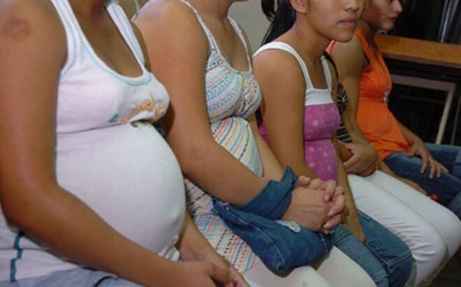 Rechazan proyecto de ley que daría identidad a los bebés fallecidos en el vientre materno