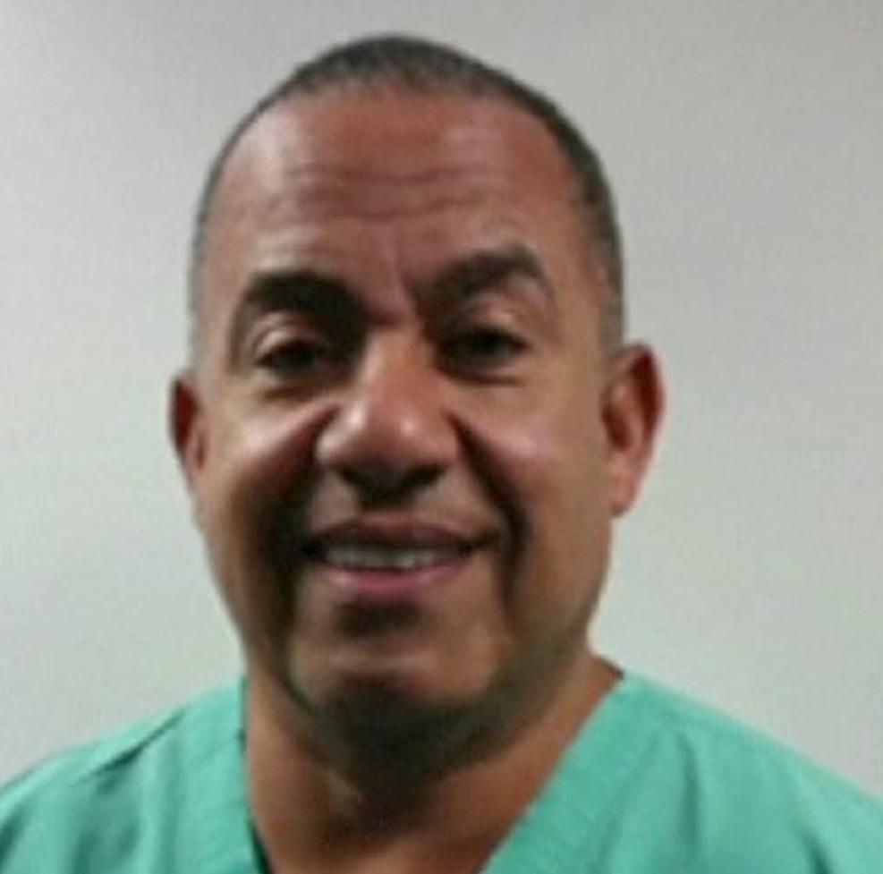 Fue al doctor con un dolor en la espalda y le sacan un riñón sano, ahora demanda