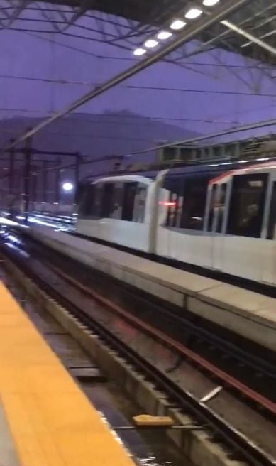 Susto en el Metro de Panamá. Un rayo impactó la Estación de San Isidro y esto fue lo que pasó. Videos