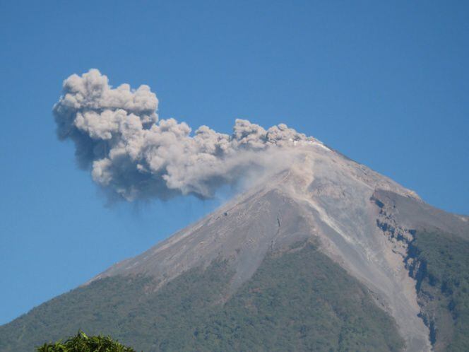 Suman 178 muertos por erupción de volcán de Guatemala 