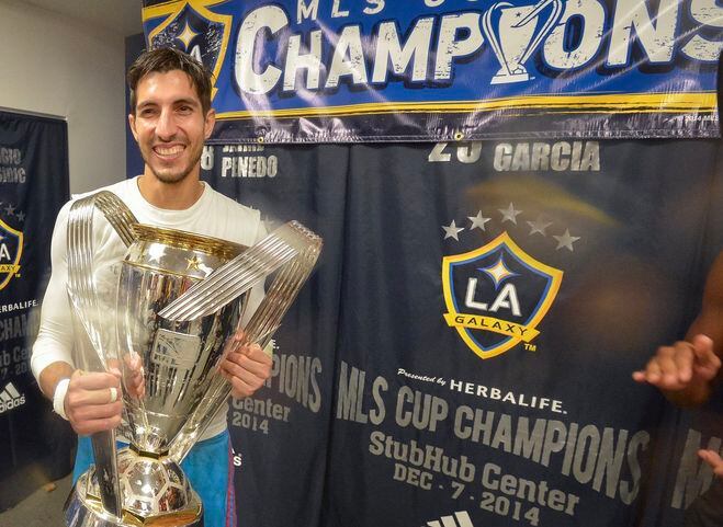 LA Galaxy recuerda a San Penedo y anuncia fichaje de otro panameño