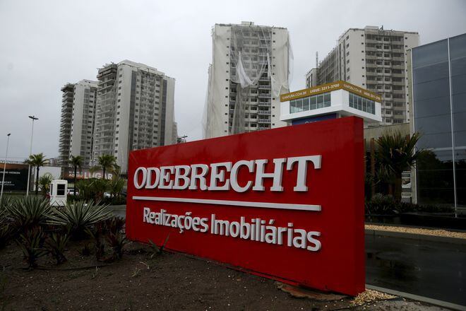 Multan a Odebrecht con 57 millones de dólares por cobrar demás por dos  obras en Ecuador