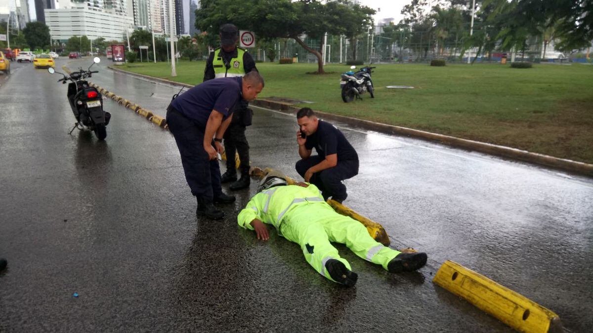 CAOS EN PANAMÁ.Tranques, inundaciones y accidentes en el último viernes del 2017