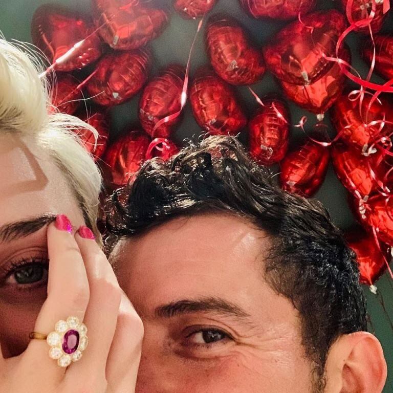 Katy Perry y Orlando Bloom anuncian su compromiso
