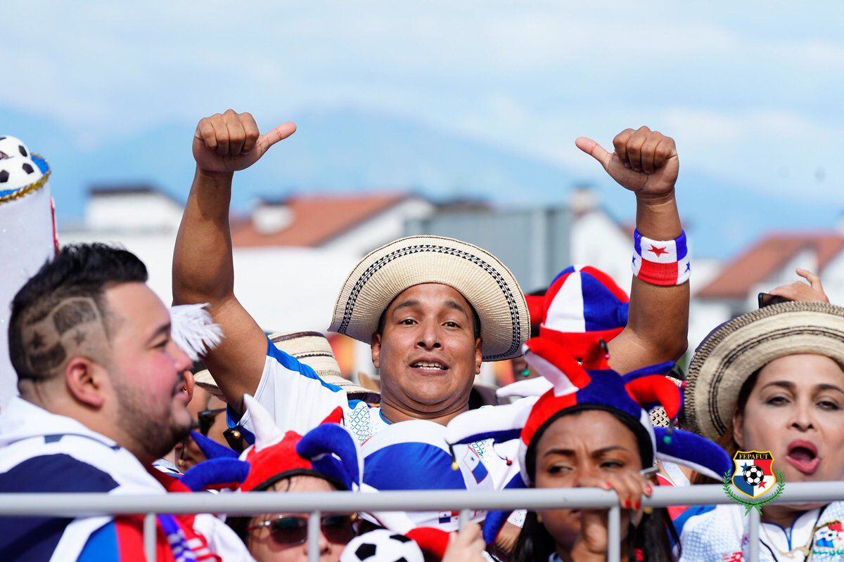La fanaticada panameña es reconocida como una de las más alegres en el Mundial