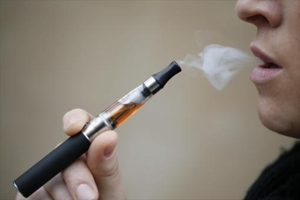 ¡HORROR! Cigarrillo electrónico explotó y mató a un productor de CNBC