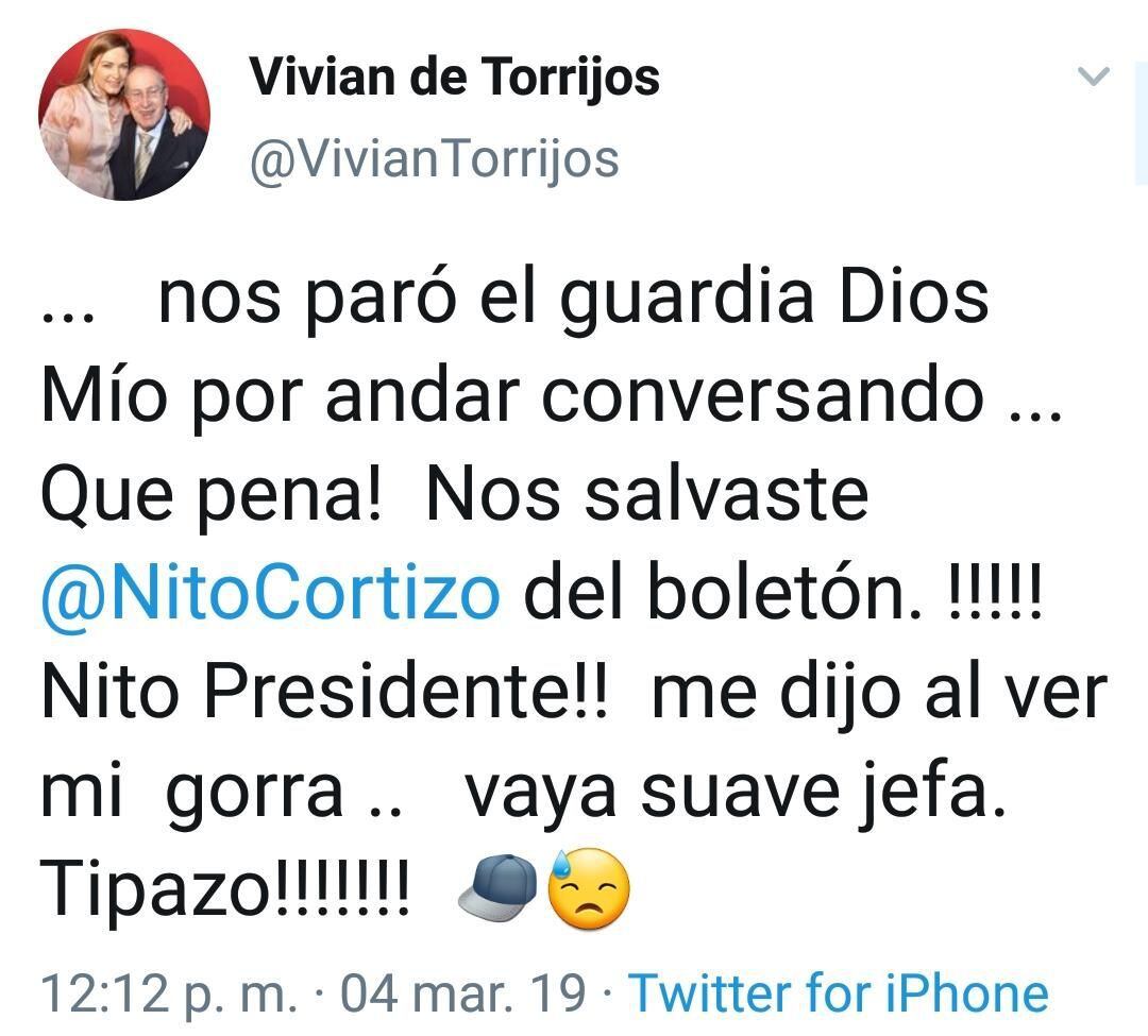 Enciende redes. A Vivian de Torrijos le perdonan boleta y le caen en pandilla