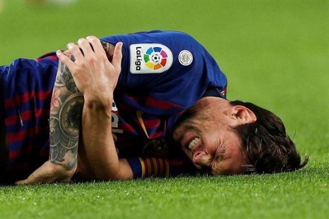Messi, con fractura del radio derecho, estará tres semanas de baja