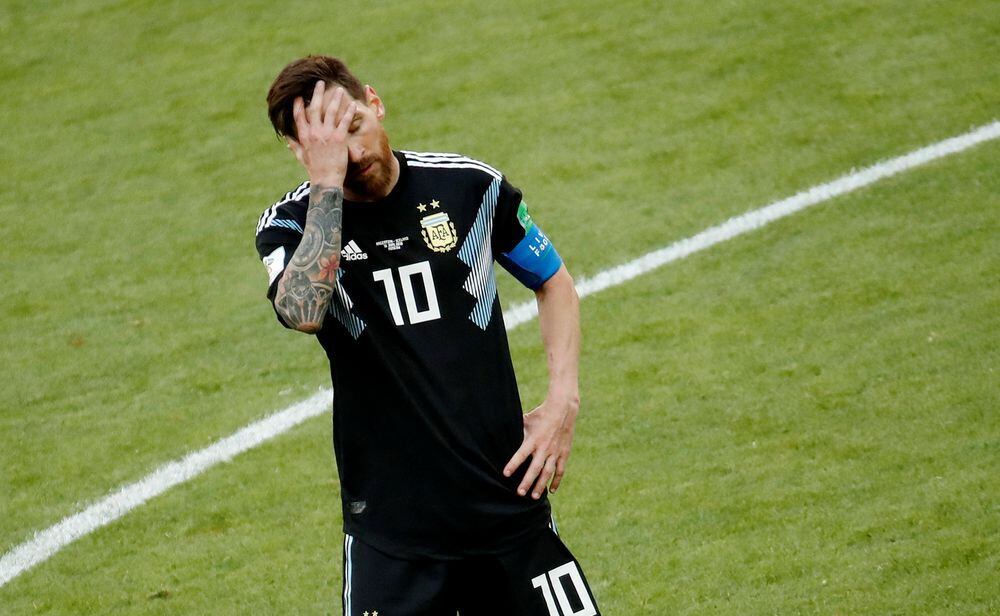 Messi falla penal y Argentina empata con sabor a derrota
